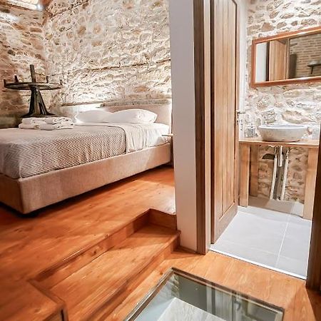 The Cellar Studios - By Avelink Szpáta Kültér fotó